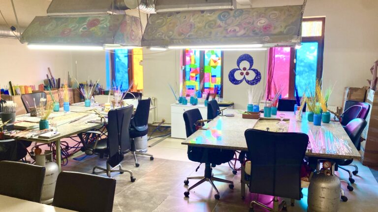 cam boncuk yapım atölyemiz